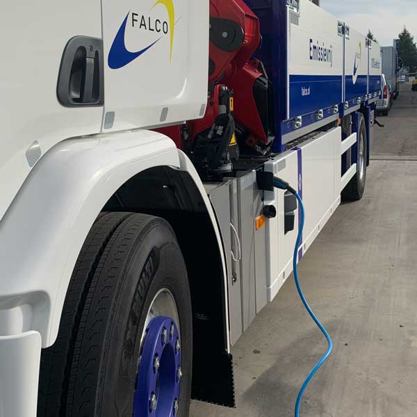 Falco zet volgende stap naar duurzaamheid met elektrische vrachtwagen