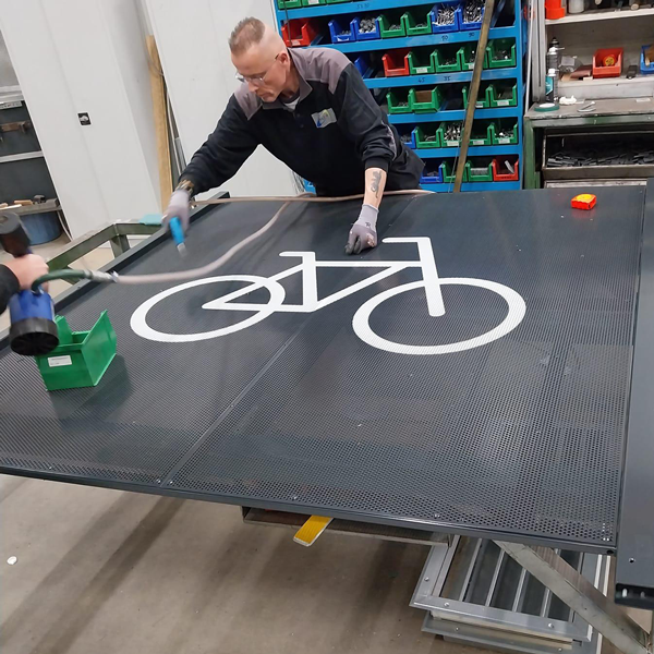 Week 3: Hoogwaardige FalcoLok fietsenstalling bij Bowltech Group!