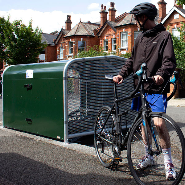 Blog #8: Fietsen is populair. Maar waar laten we al die tweewielers?