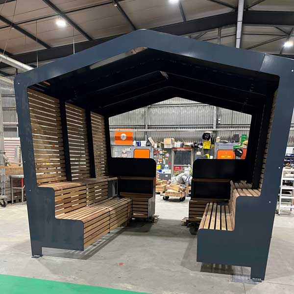 Week 48: Voormontage FalcoLinea Jongeren Ontmoetings Plek