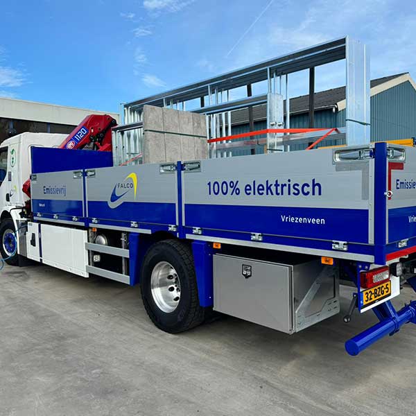 Falco zet volgende stap naar duurzaamheid met elektrische vrachtwagen