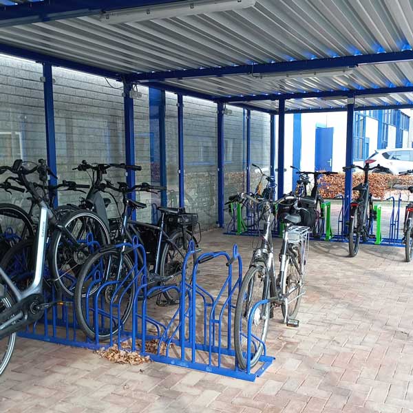 Week 11: Een thuiswedstrijd: Nieuwe fietsenstalling bij Falco