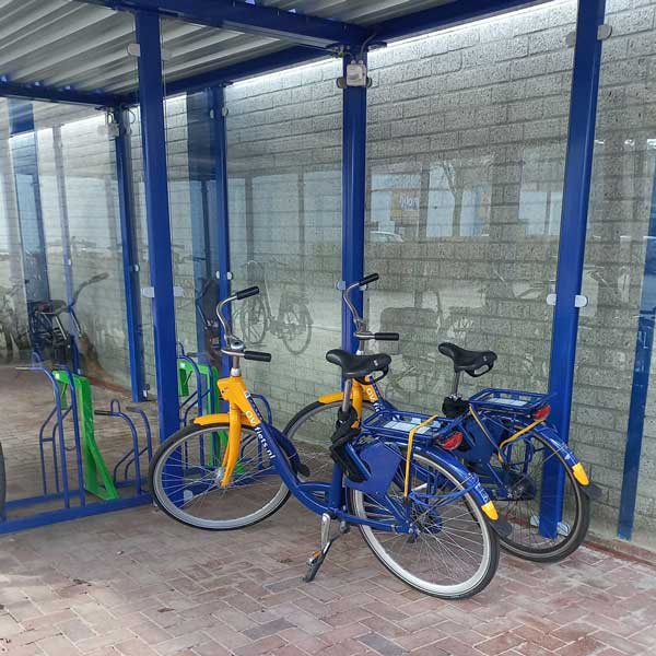 Week 11: Een thuiswedstrijd: Nieuwe fietsenstalling bij Falco