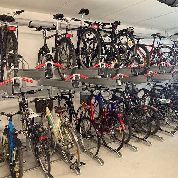 fietsenkelder fietsparkeren fietsenrek fietsaanleunbeugels 