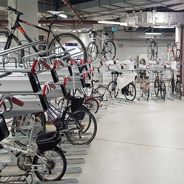 fietsenkelder fietsparkeren fietsenrek fietsaanleunbeugels 