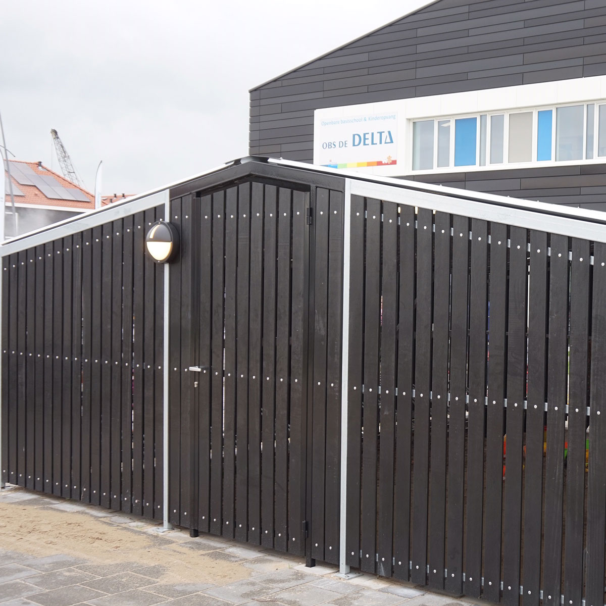 Duurzame overkappingen en fietsparkeersystemen bij MFA Kreekrijk, Assendelft