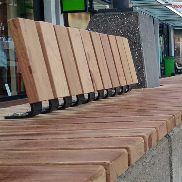 Straatmeubilair zorgt voor meer beleving bij winkelcentrum Brunssum