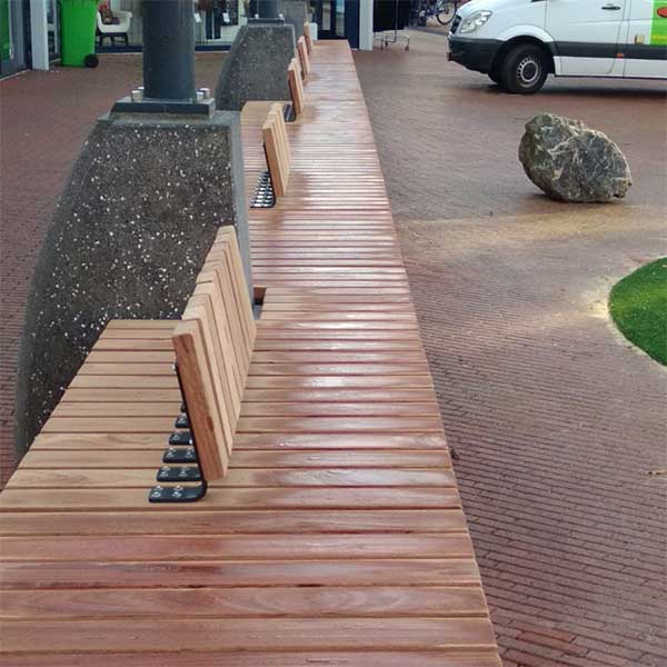 Straatmeubilair zorgt voor meer beleving bij winkelcentrum Brunssum