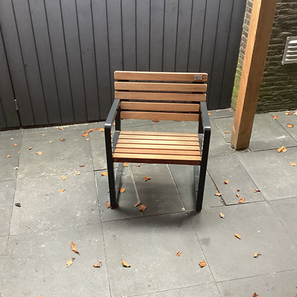 107875 straatmeubilair rokersruimte pauzeruimte statafel zitbanken buitenbanken stoelen