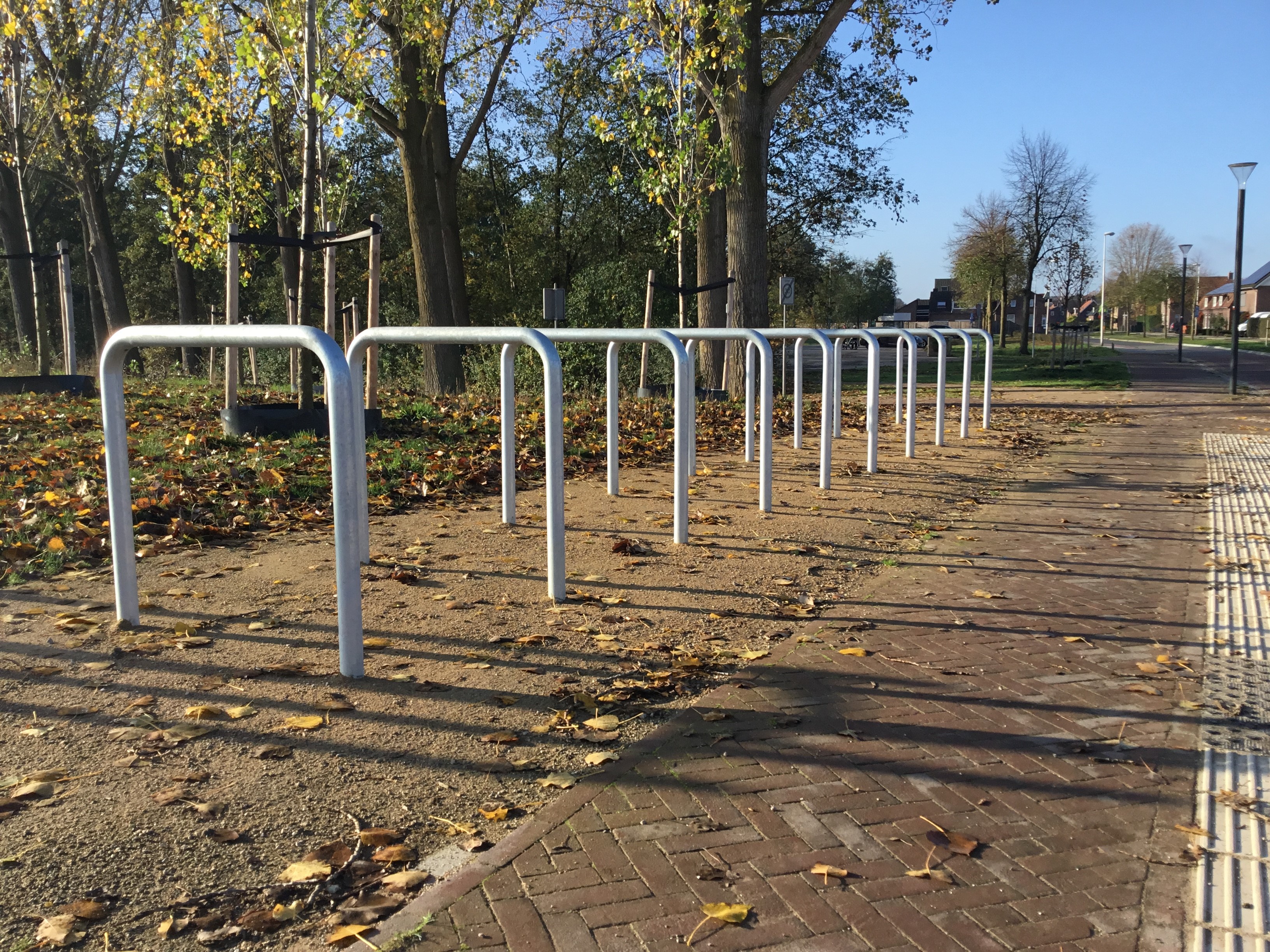 110564  straatmeubilair fietsparkeren fietsaanleunbeugels nietjes