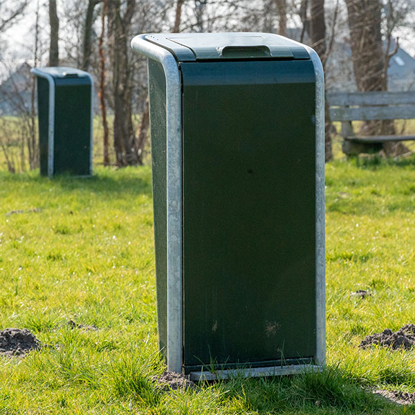 110878 straatmeubilair afvalbakken