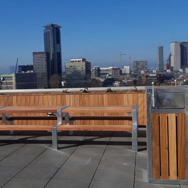 112534 straatmeubilair dakterras buitenbank poefjes picknickset scooter parkeerplaats