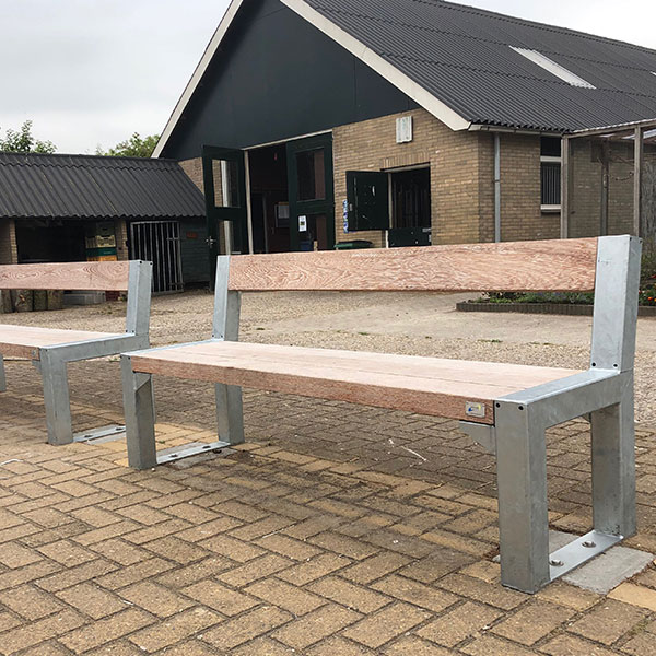 113251 straatmeubilair buitenbank FSC hout