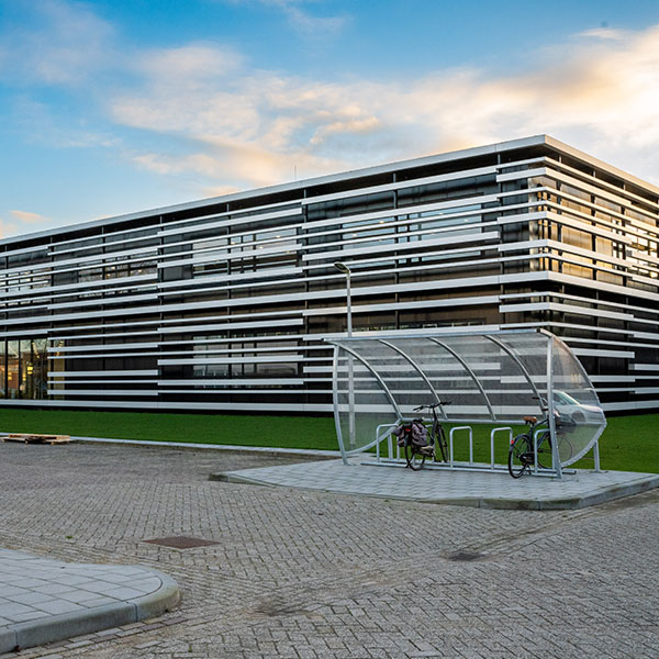 114980 transparante fietsoverkappingen fietsenrek fietsparkeren