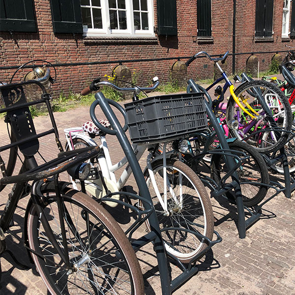 115839+116255 circulair aanbesteding leiden fietsaprkeren fietsenrekken fietsaanleunbeugels