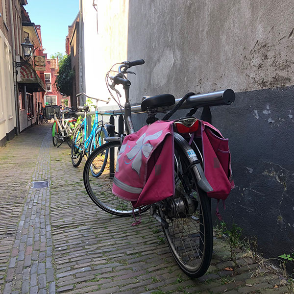 115839+116255 circulair aanbesteding leiden fietsaprkeren fietsenrekken fietsaanleunbeugels