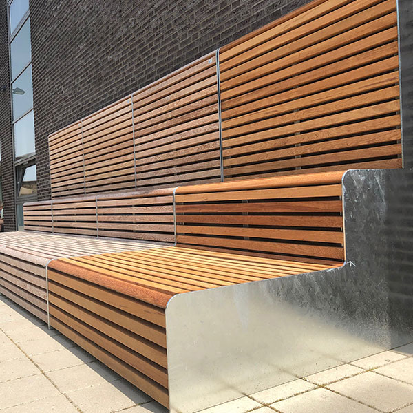 113428 straatmeubilair buitenbank tribunebank plantenbak