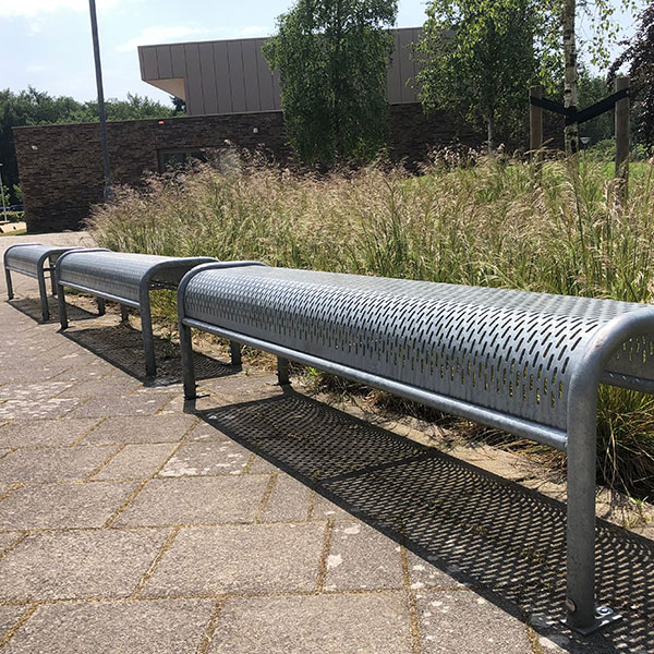 113428 straatmeubilair buitenbank tribunebank plantenbak