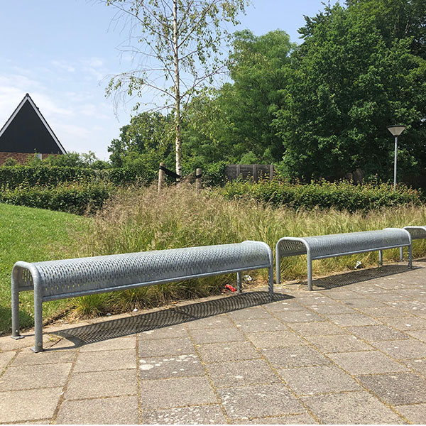 113428 straatmeubilair buitenbank tribunebank plantenbak