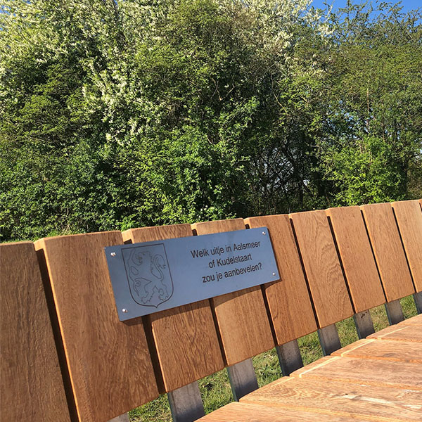 116874 straatmeubilair buitenbank zitbank babbelbank