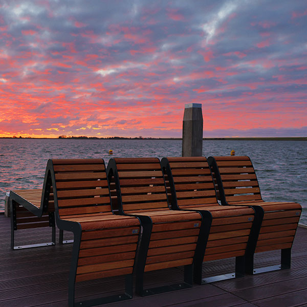 117554 straatmeubilair buitenbank zitbank sofa ligstoel