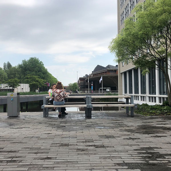 120101 straatmeubilair picknickset anti graffiti coating