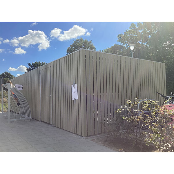 120203 fietsoverkapping fietsparkeren fietsaanleunbeugels berging 