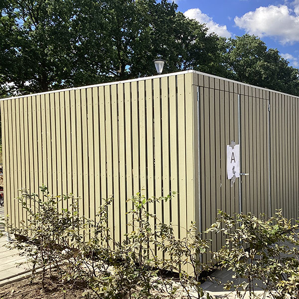 120203 fietsoverkapping fietsparkeren fietsaanleunbeugels berging 