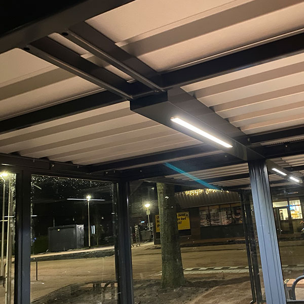 120638 fietsparkeren fietsoverkapping fietsaanleunhekje fietsnietje straatmeubilair groendak wachtruimte abri