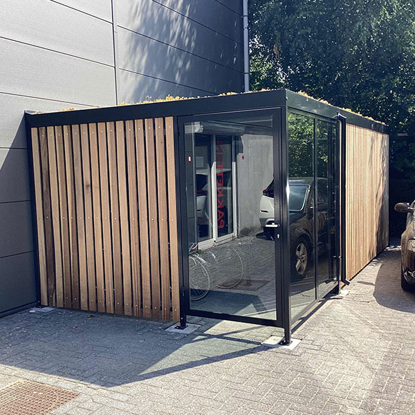 122349_121651 fietsoverkapping groendak fietsaanleunbeugel oplaadpunt