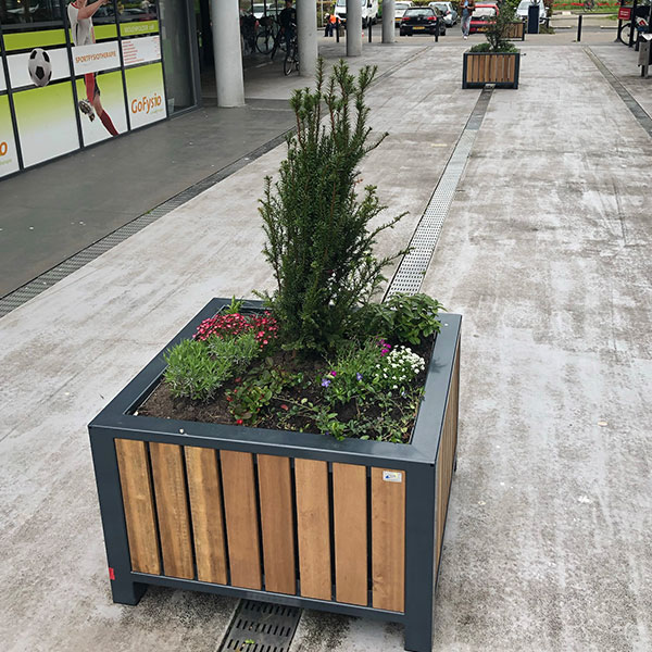 121856 plantenbak straatmeubilair