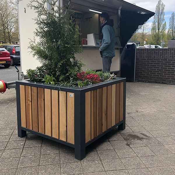 121856 plantenbak straatmeubilair