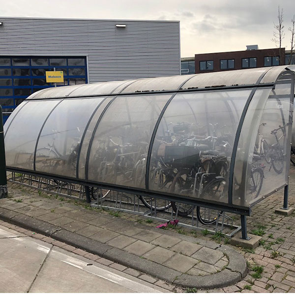 123428 fietsoverkapping circulair fietsenrekken oplaadpunt