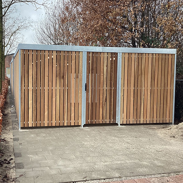 Fietsoverkapping met fietsaanleunbeugels voor Zwijsen College
