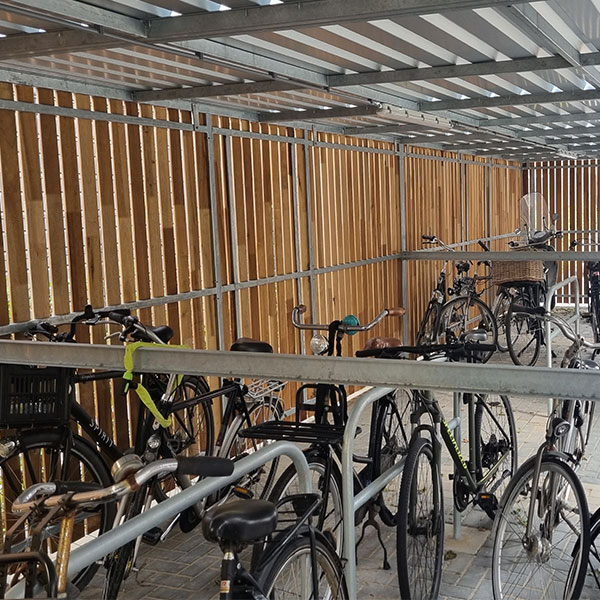 125968 fietsoverkapping fietsparkeren wooncomplex
