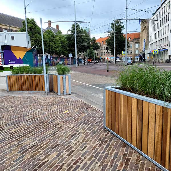 129657 straatmeubilair plantenbak_binnenhof