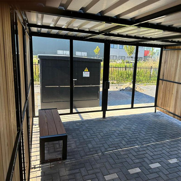 130760 overkapping fietsoverkapping pauzeruimte straatmeubilair buitenbank asbak