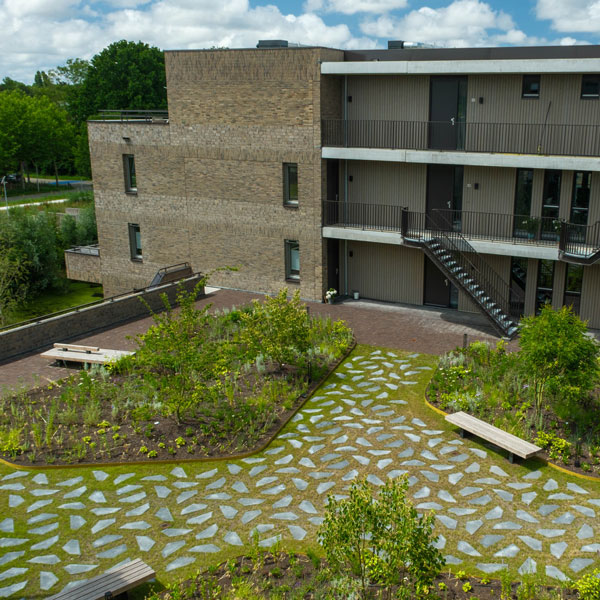  134756 straatmeubilair buitenbank zitbank