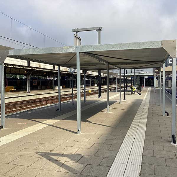 136630 overkapping pauzeruimte station