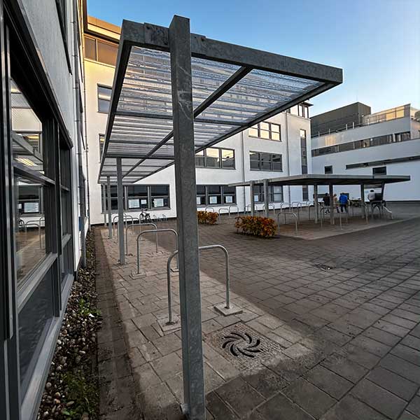 137478 fietsparkeren fietsoverkapping fietsaanleunbeugels fietsnietjes