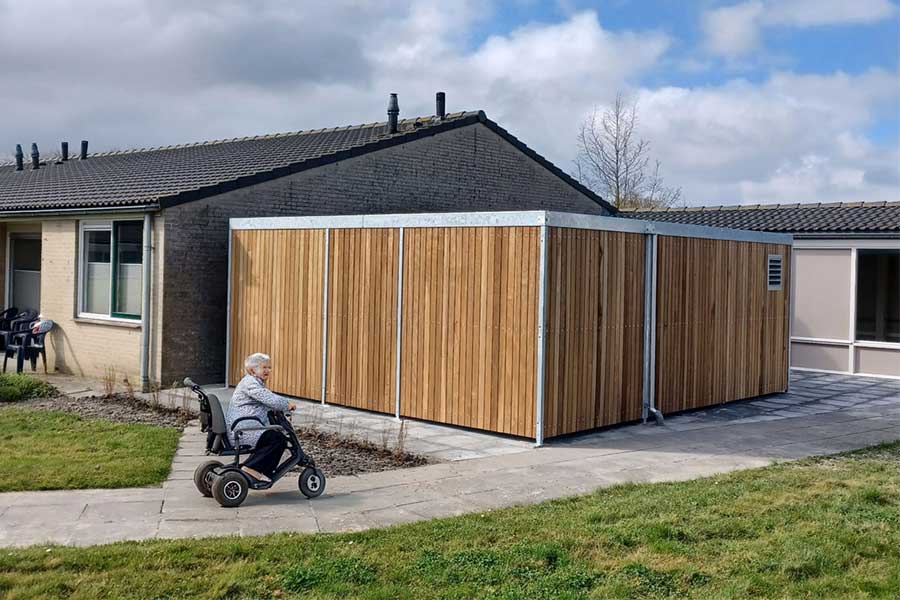 137769  overkapping scootmobielberging