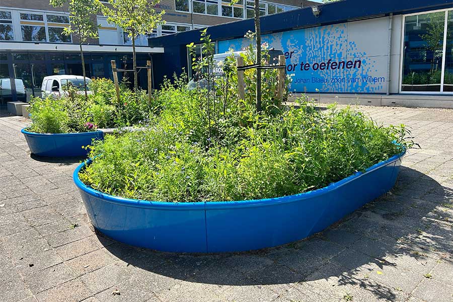 138230 FalcoFlora straatmeuiblailr buitenbank