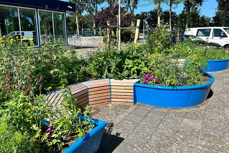 138230 FalcoFlora straatmeuiblailr buitenbank