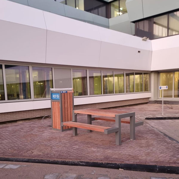 139727 straatmeubilair afvalbak buitenbank picknickset