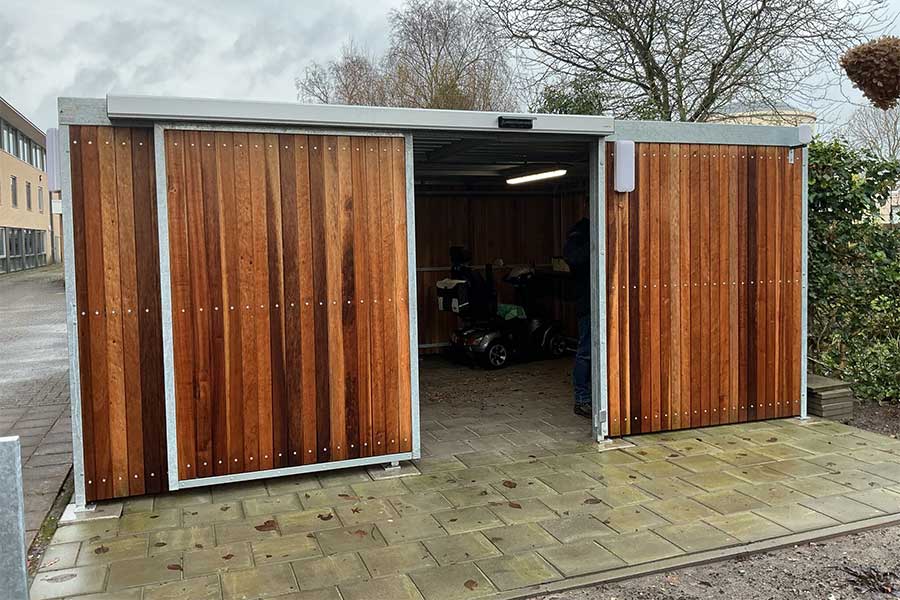 139875 Scootmobielstalling scootmobieloverkapping overkapping