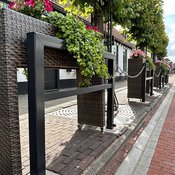 142048 verkeersvoorziening geleidehek