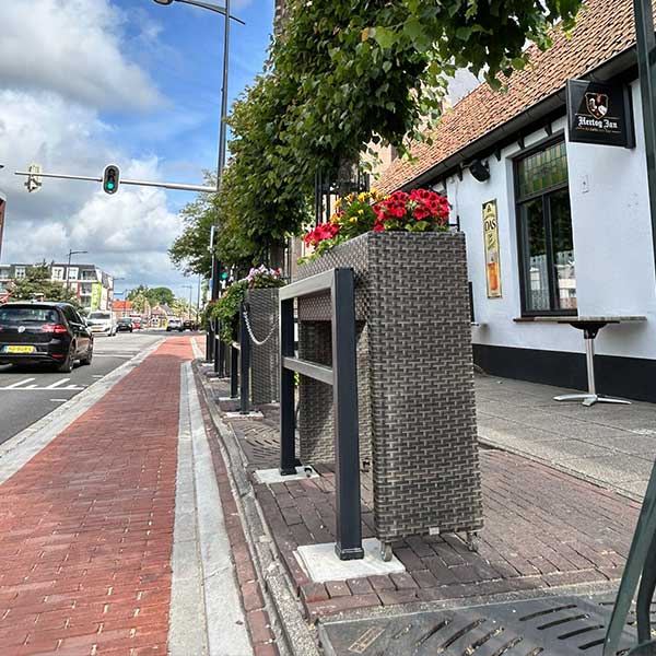 142048 verkeersvoorziening geleidehek