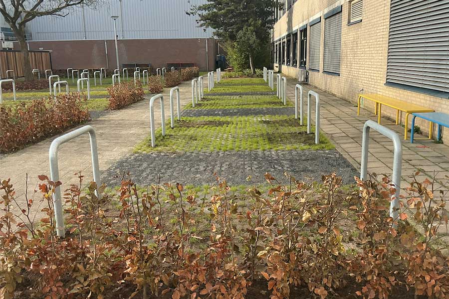 142224 144218 fietsparkeren fietsoverkapping fietsaanleunhekjes