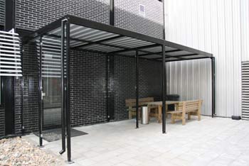 FalcoZan overkapping geplaatst bij DNW te Emmeloord