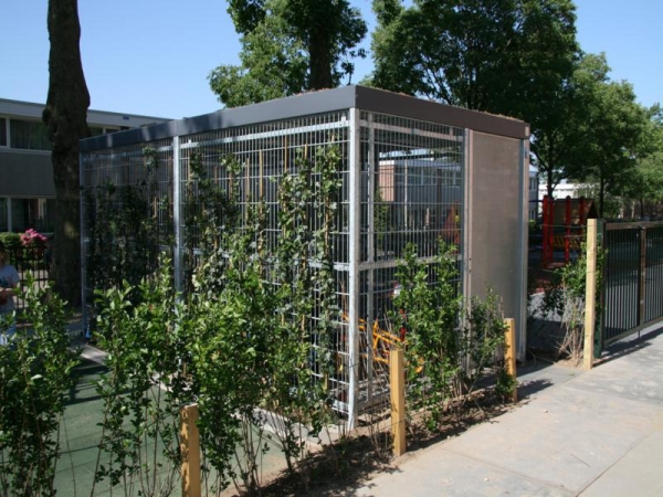 26725 overkapping speelgoedberging sedum dak brede school